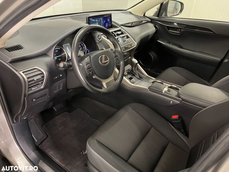 Lexus Seria NX