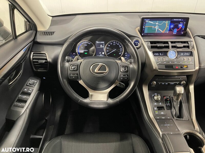 Lexus Seria NX